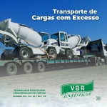 Transporte de carga com excesso